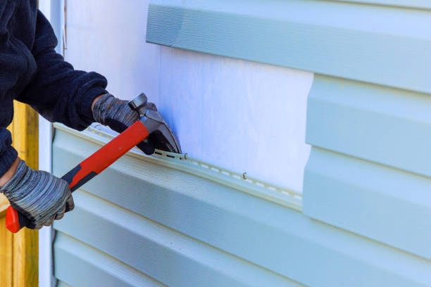 Trusted Emergency Siding Repair service in Oak Hill, WV - Creative Siding